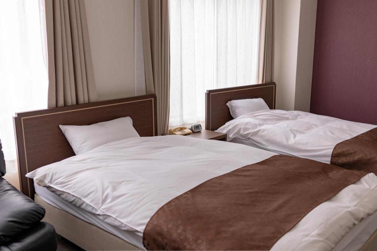 Kitsuregawa Country Club & Bihada Onsen Hotel Kitsuregawa Sakuyama ภายนอก รูปภาพ