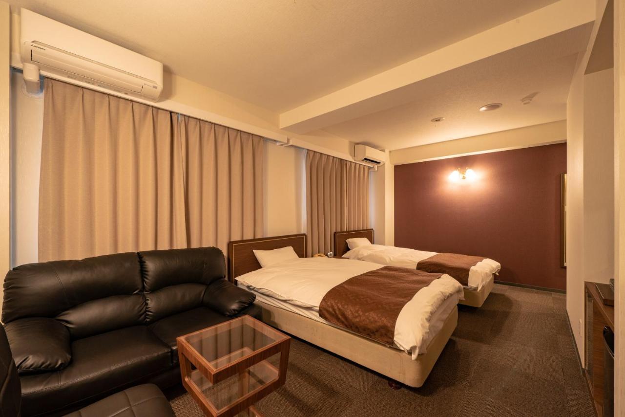 Kitsuregawa Country Club & Bihada Onsen Hotel Kitsuregawa Sakuyama ภายนอก รูปภาพ