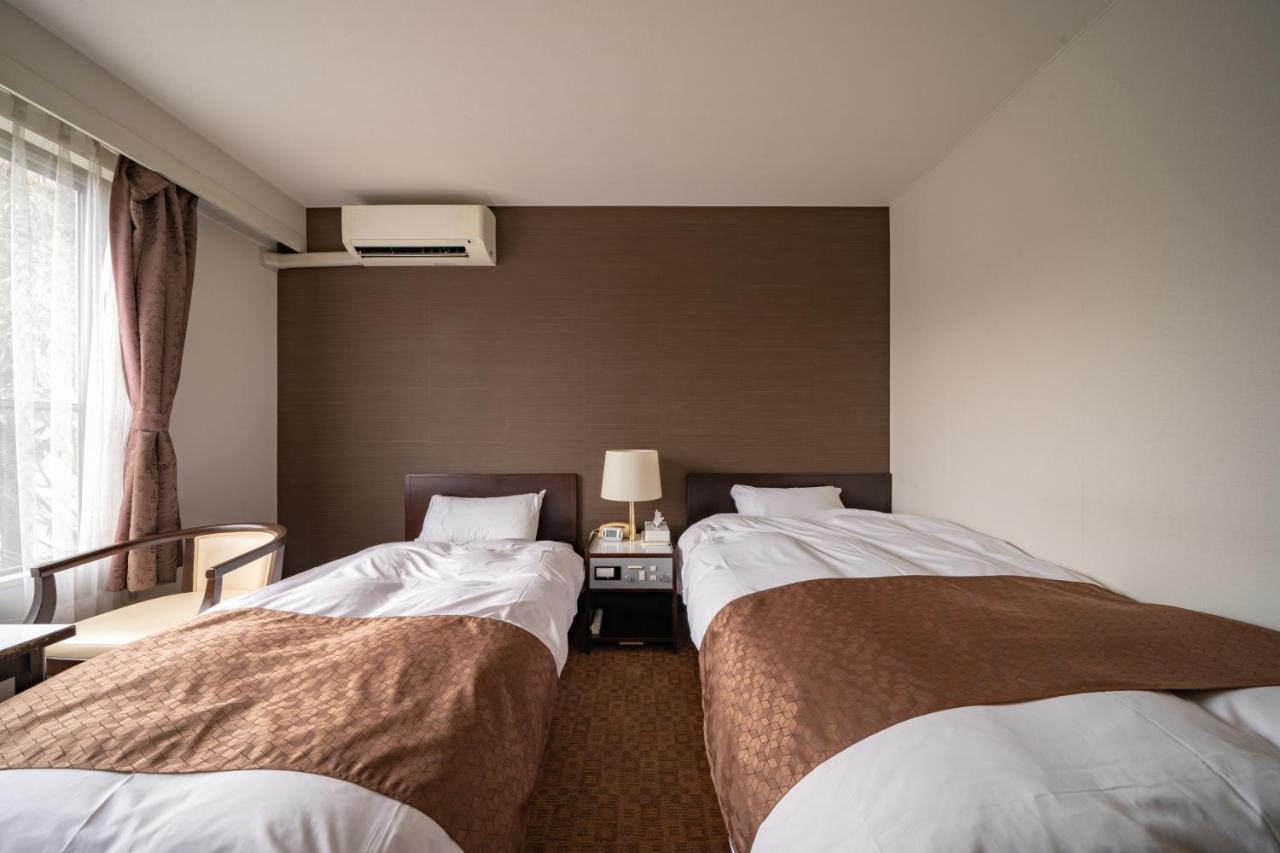 Kitsuregawa Country Club & Bihada Onsen Hotel Kitsuregawa Sakuyama ภายนอก รูปภาพ